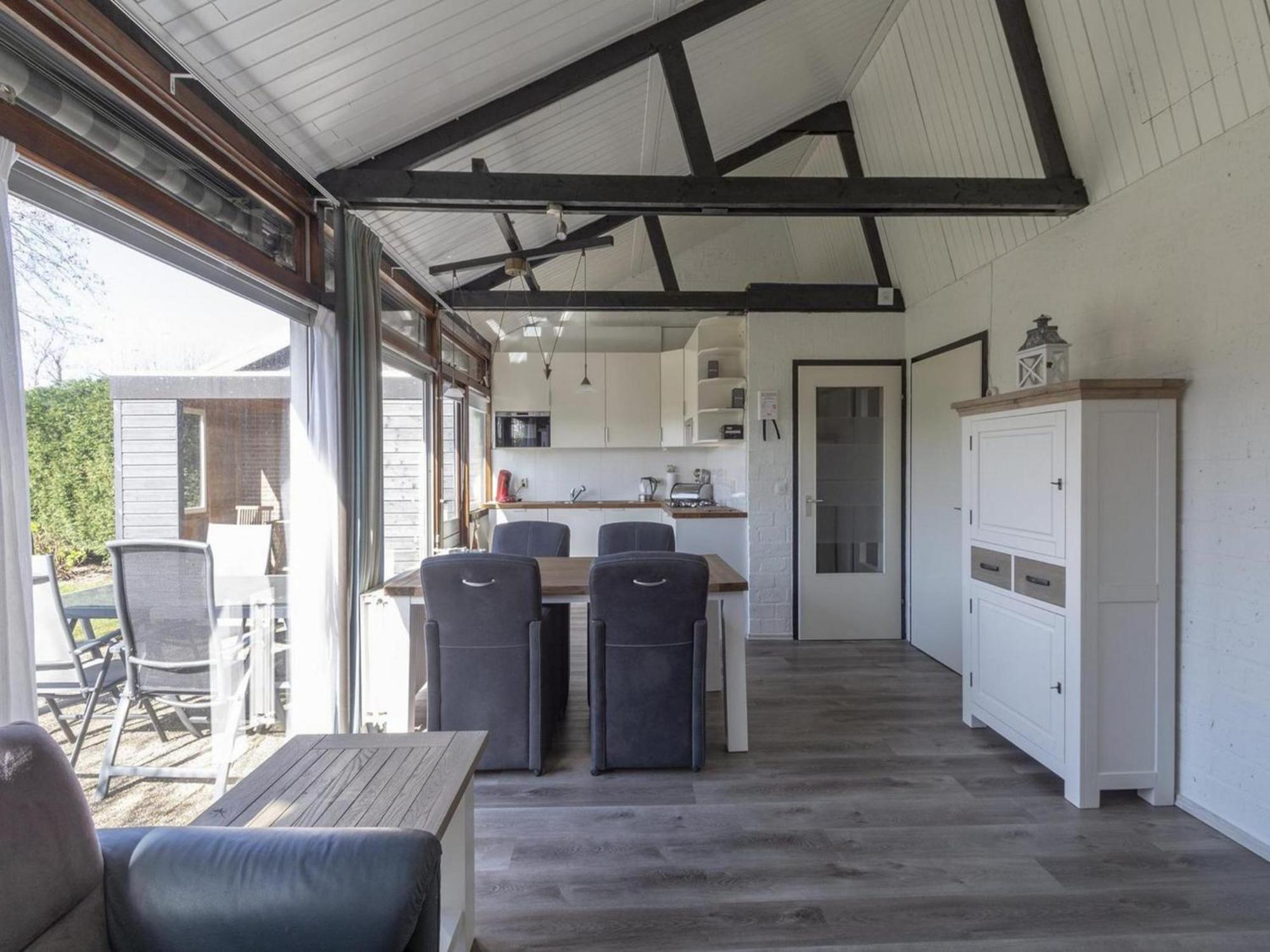 Exquisite Bungalow By The Sea Sint Maartensvlotbrug Экстерьер фото