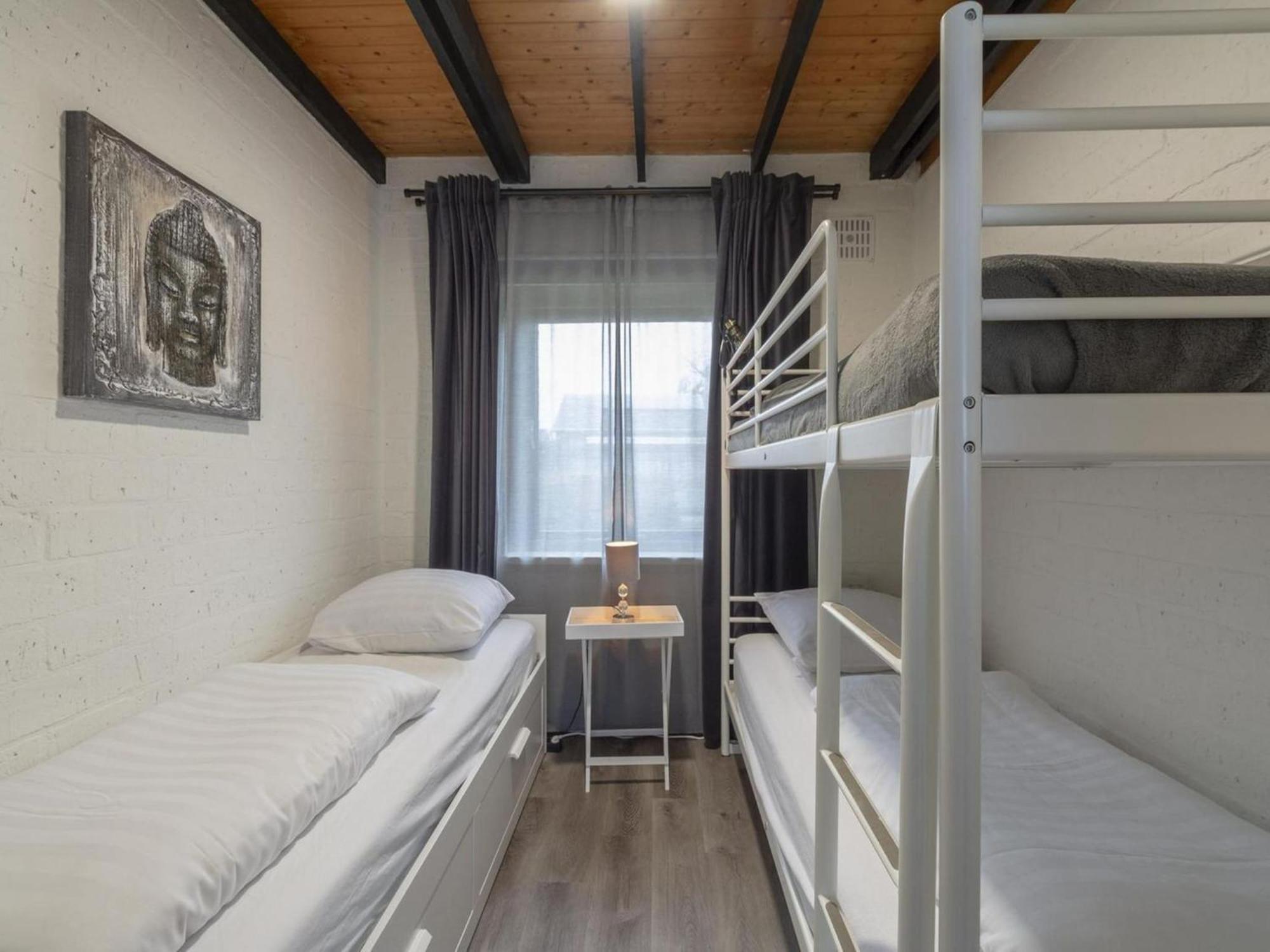 Exquisite Bungalow By The Sea Sint Maartensvlotbrug Экстерьер фото